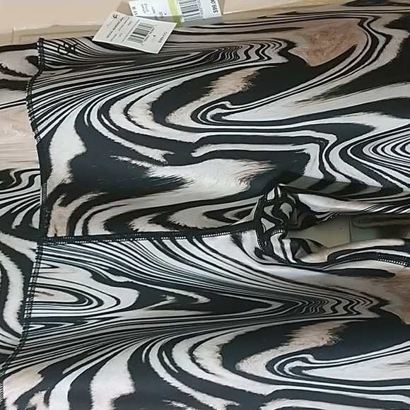 Safari print Capri leggings - Picture 4 of 5